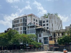 Khách sạn GrandView 369 Nguyễn Khang, Cầu Giấy, Hà Nội